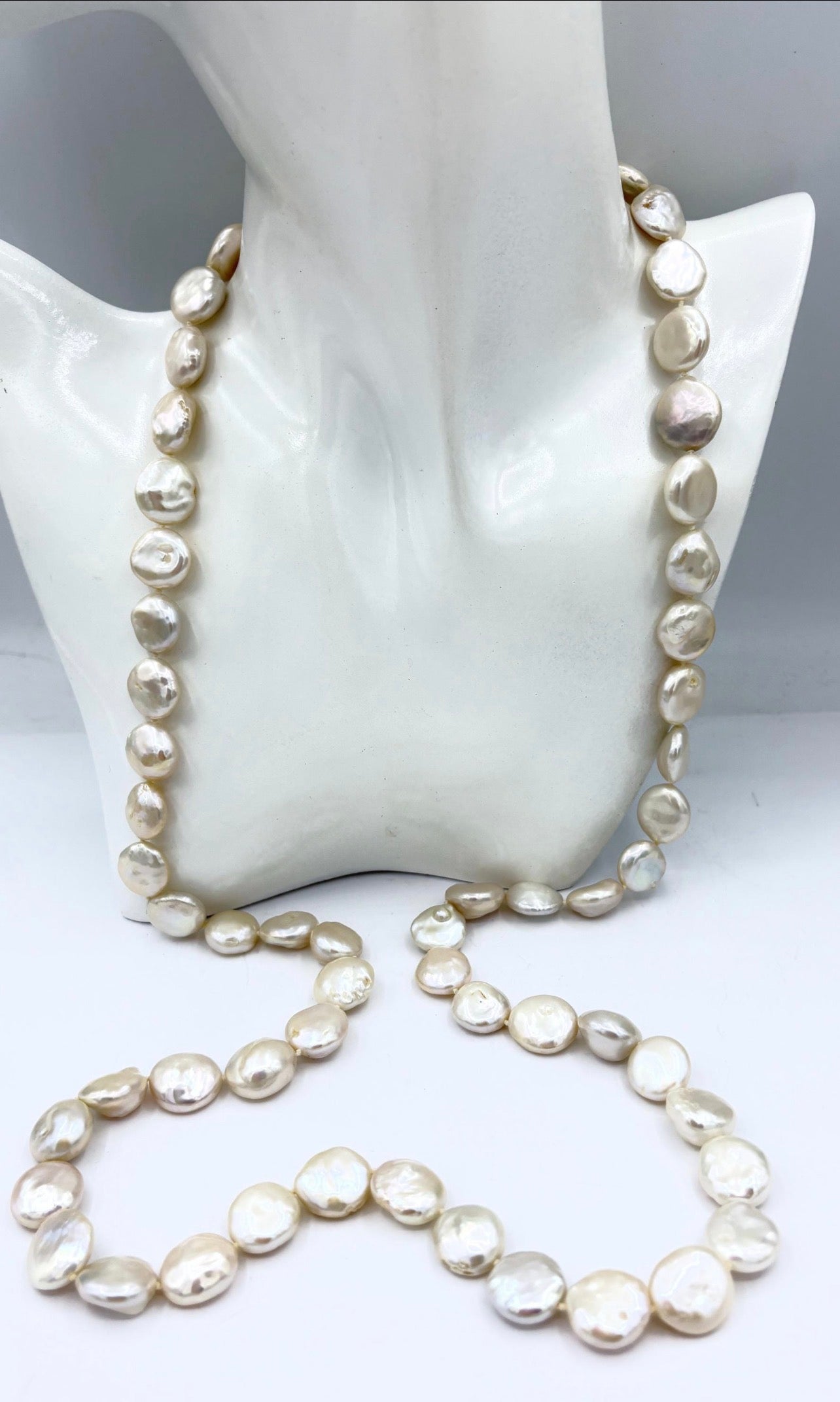 Collier de Designer minimaliste en vraies perles baroques – Élégance brutaliste raffinée