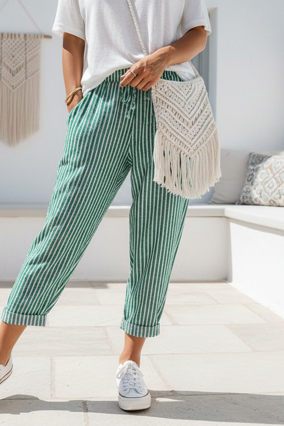Pantalon large à rayures, taille haute avec lien noué, alliant confort décontracté et style ultra branché pour un look chic et moderne en toute simplicité