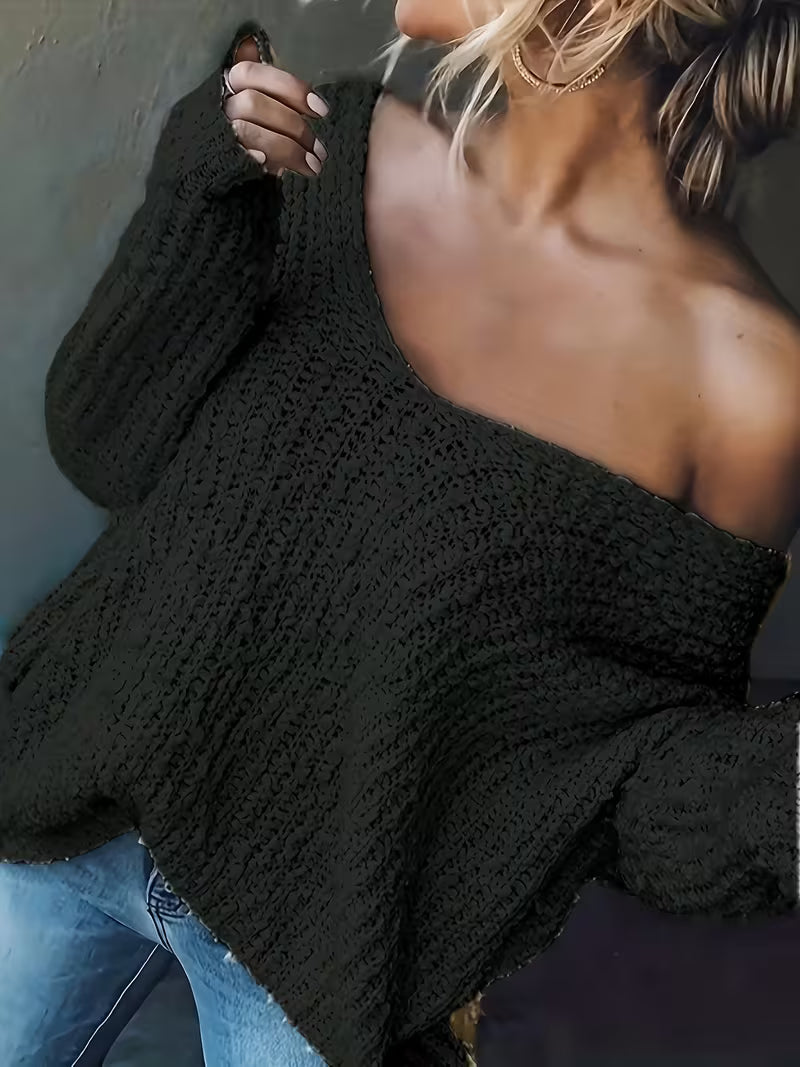 Pull élégant loose en tricot léger, ultra confortable, avec col V devant et derrière, parfait pour un look chic, moderne et effortless en toute saison