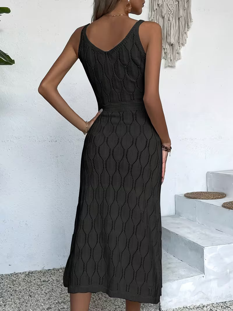 Robe longue façon crochet, légère et fluide, qui allie élégance et confort pour un look bohème chic parfaitement raffiné