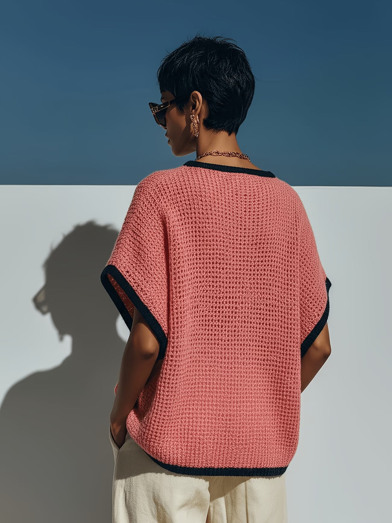 Pull oversize à manches chauve-souris en maille Monte-Carlo — Vogue Française